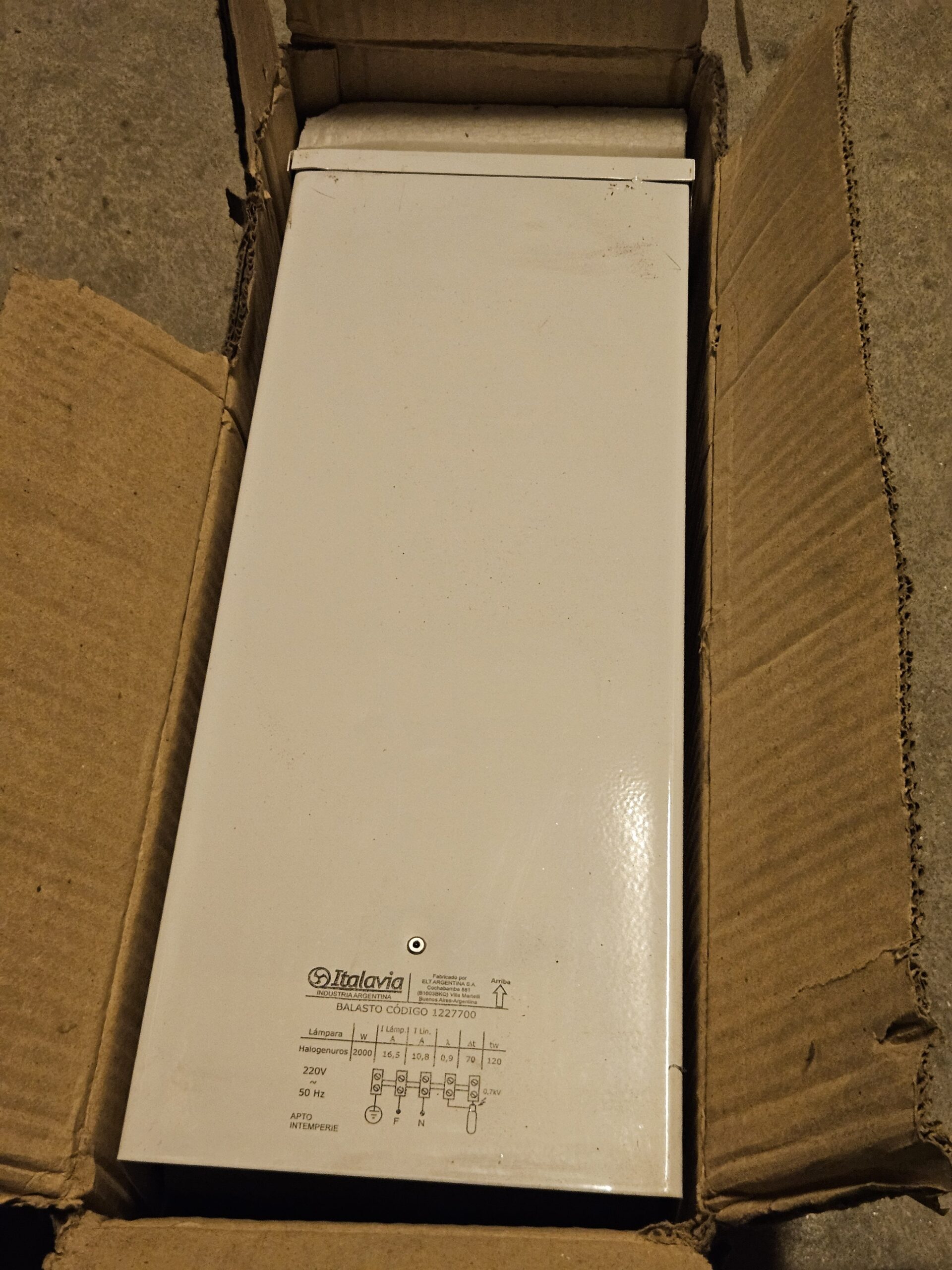 Balasto 2000W 220V halogenuros Intemperie